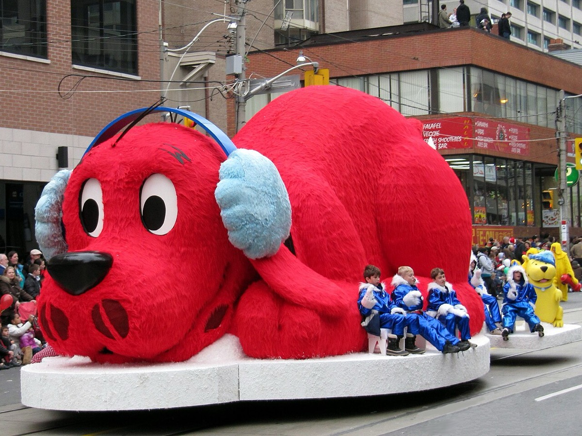 A giant Clifford the Big Red Dog float in the 2009 Santa Claus Parade in Toronto