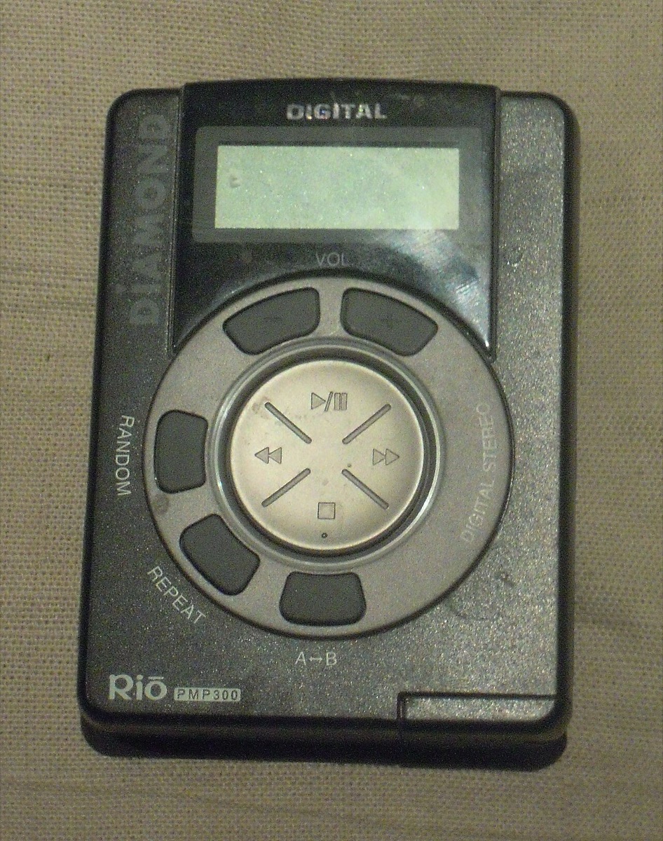 A Diamond Rio PMP300, the 1998 flash-memory MP3 player