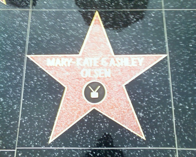 Mary-Kate and Ashley Olsen's star on the Hollywood Walk of Fame