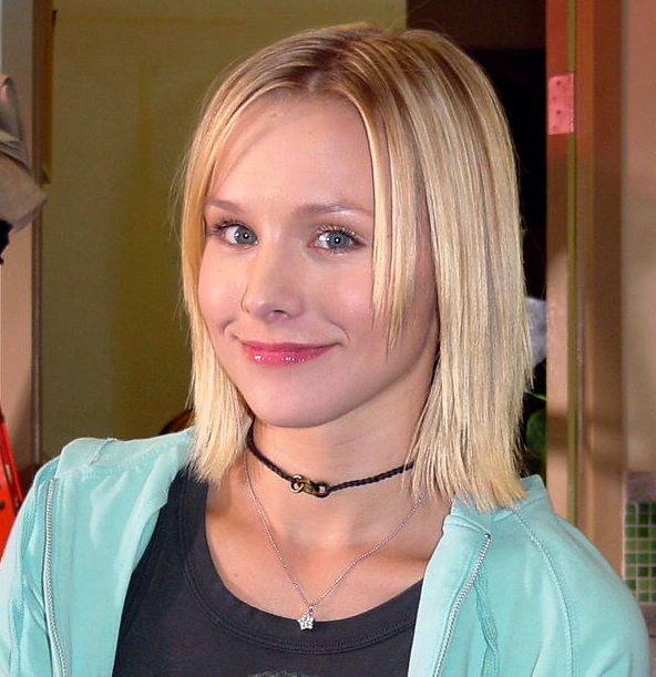 Kristen Bell during a visit to the Veronica Mars set in 2007